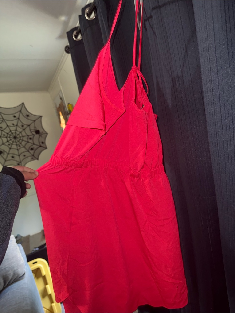 American Eagle Red Ruffle Romper Size Large - Picture 3 of 4